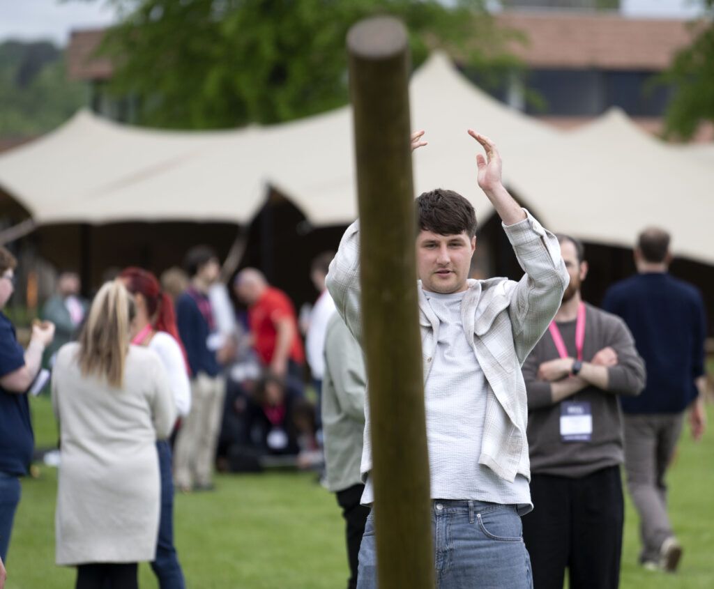 caber toss highland games